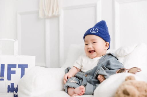 永康几个月宝宝会抬头